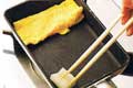 Photo of the steps of how to make Japanese omelette5